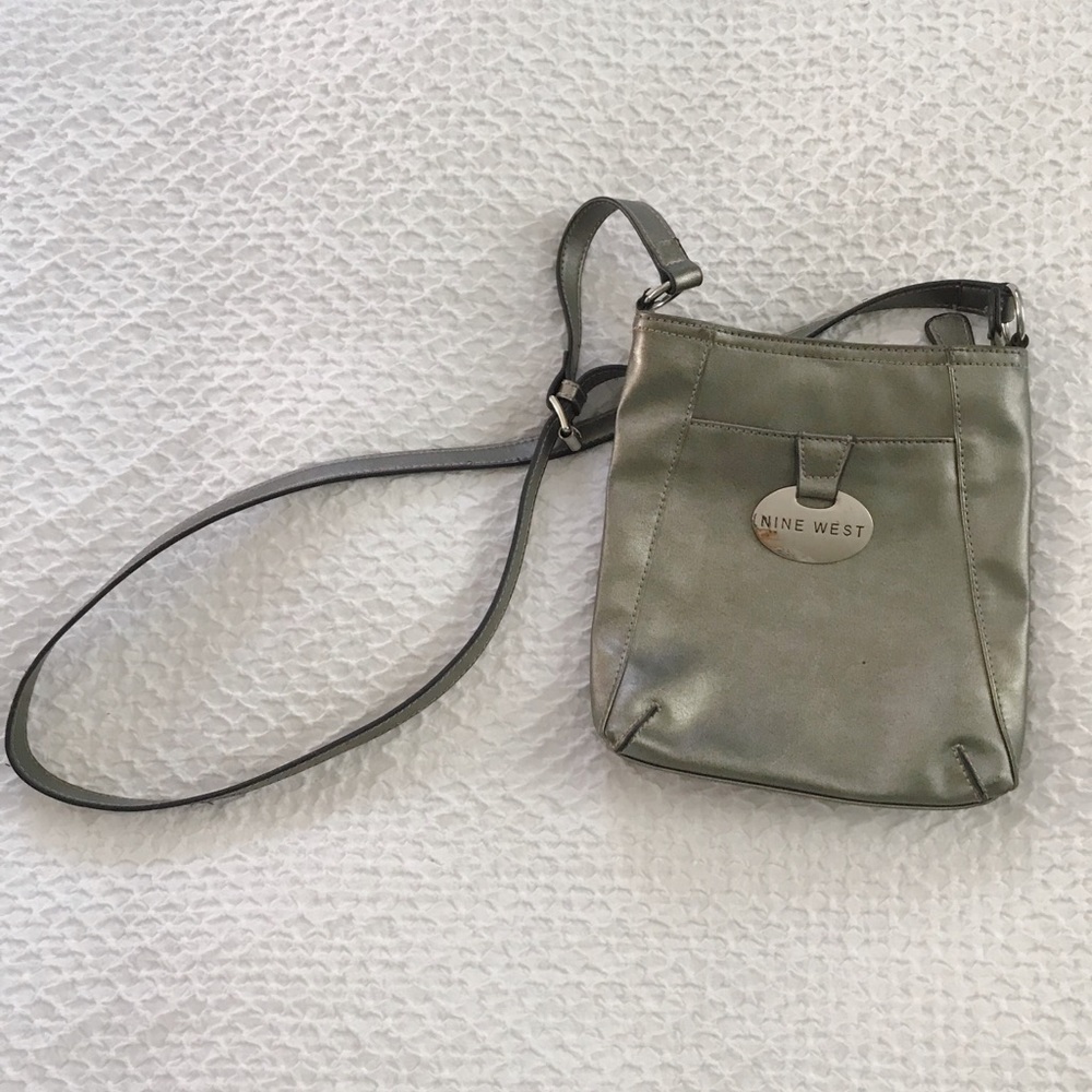 Nine West / Metallic Crossbody Purse